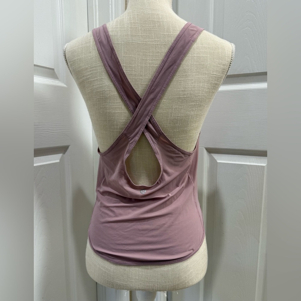 Lululemon Not Front of Mind Tank Top – Size 4 (Small) Mauve Like new - Picture 3 of 5